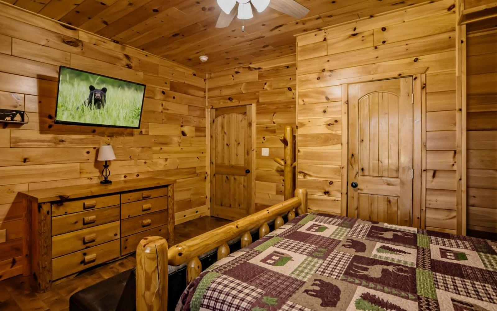 Beartastic Mountain View Lodge جاتلينبرج المظهر الخارجي الصورة
