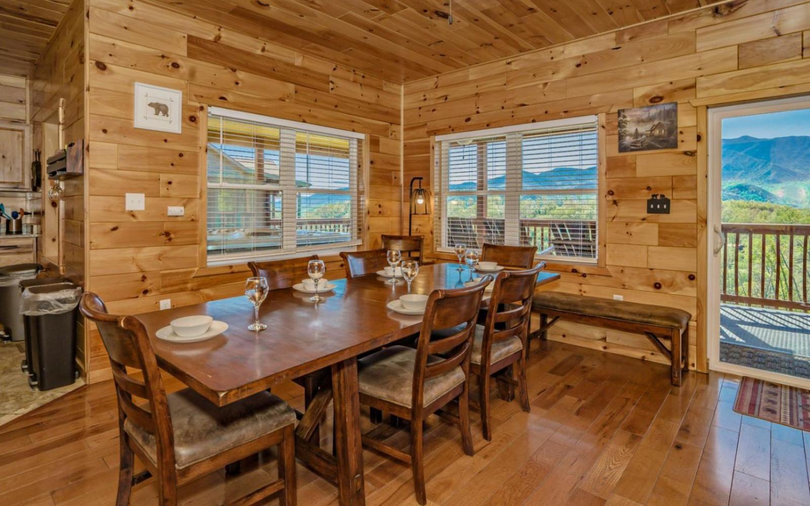 Beartastic Mountain View Lodge جاتلينبرج المظهر الخارجي الصورة