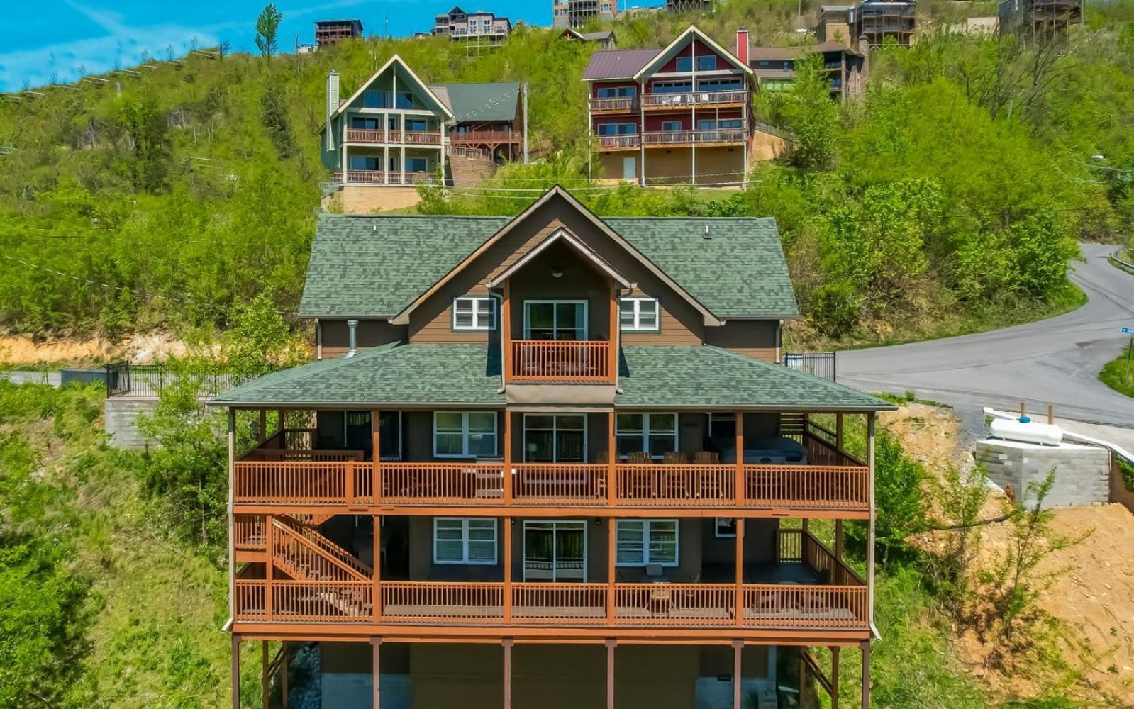 Beartastic Mountain View Lodge جاتلينبرج المظهر الخارجي الصورة