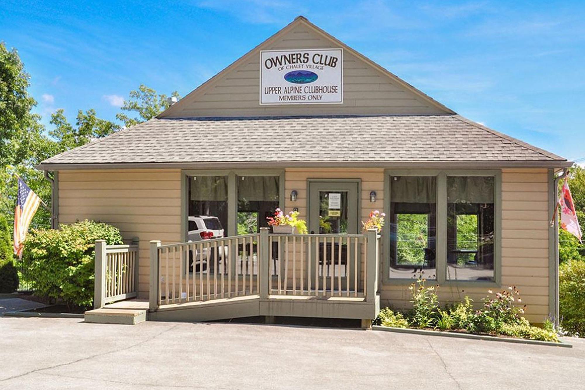 Beartastic Mountain View Lodge جاتلينبرج المظهر الخارجي الصورة