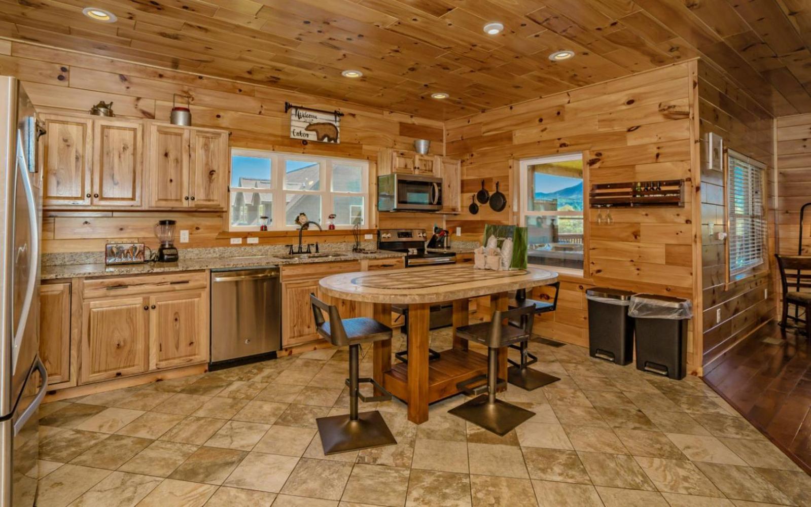 Beartastic Mountain View Lodge جاتلينبرج المظهر الخارجي الصورة