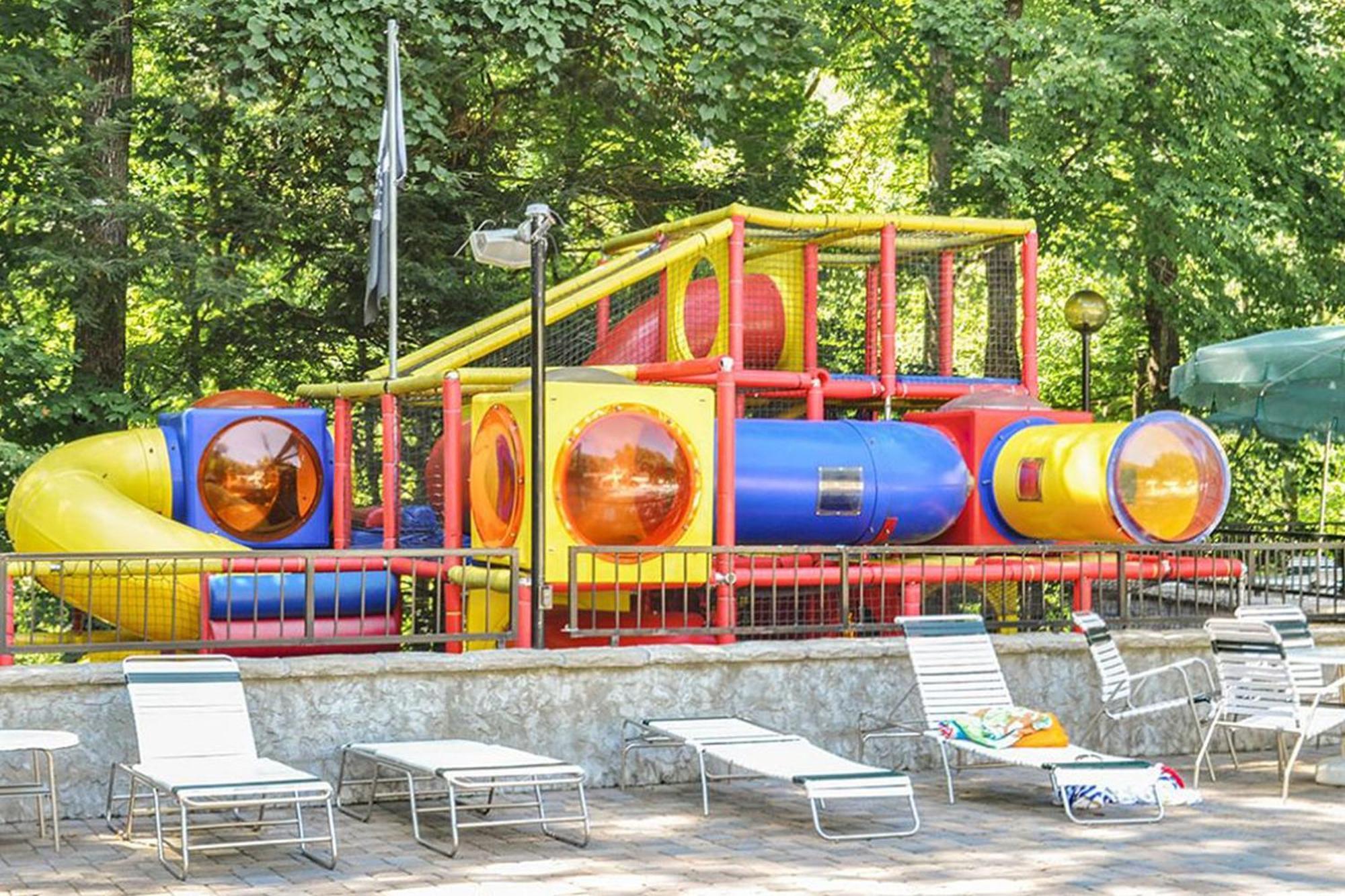 Beartastic Mountain View Lodge جاتلينبرج المظهر الخارجي الصورة
